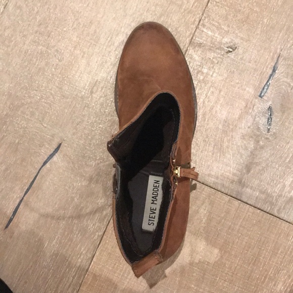 Steve Madden booties - Picture 3 of 4